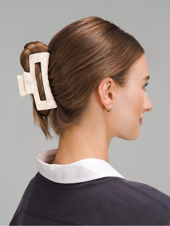 lululemon athletica Accessories - Lululemon Extra Large Claw Hair Clip NWT Ivory White